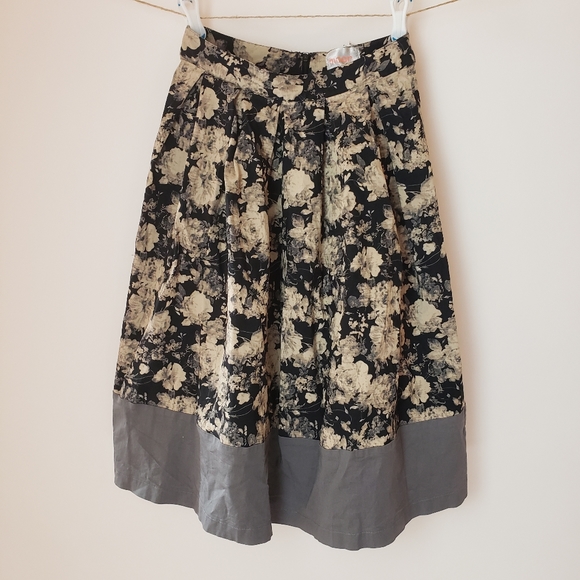 Floral Midi Circle Skirt - Picture 1 of 9